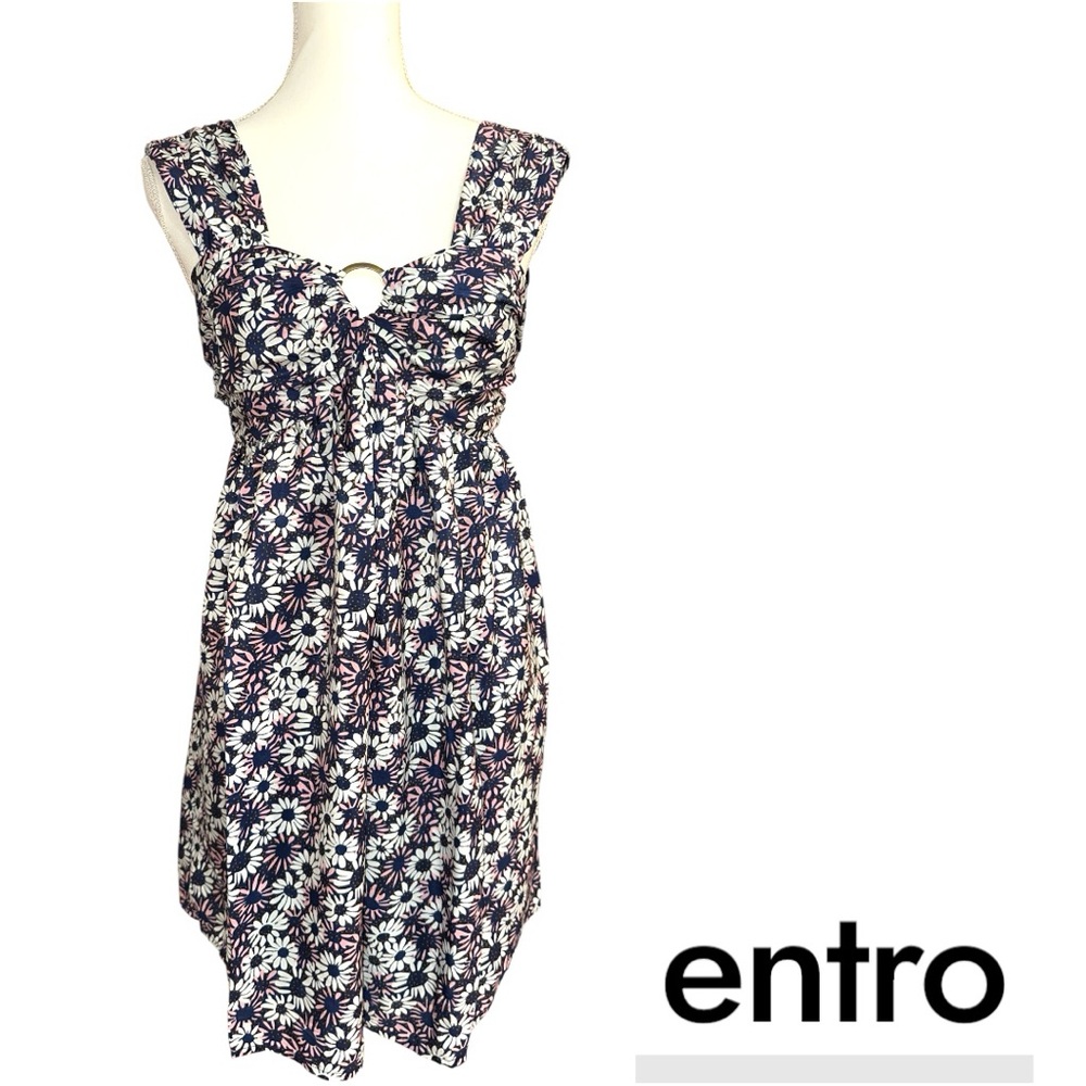 Entro Navy and White Floral Dress